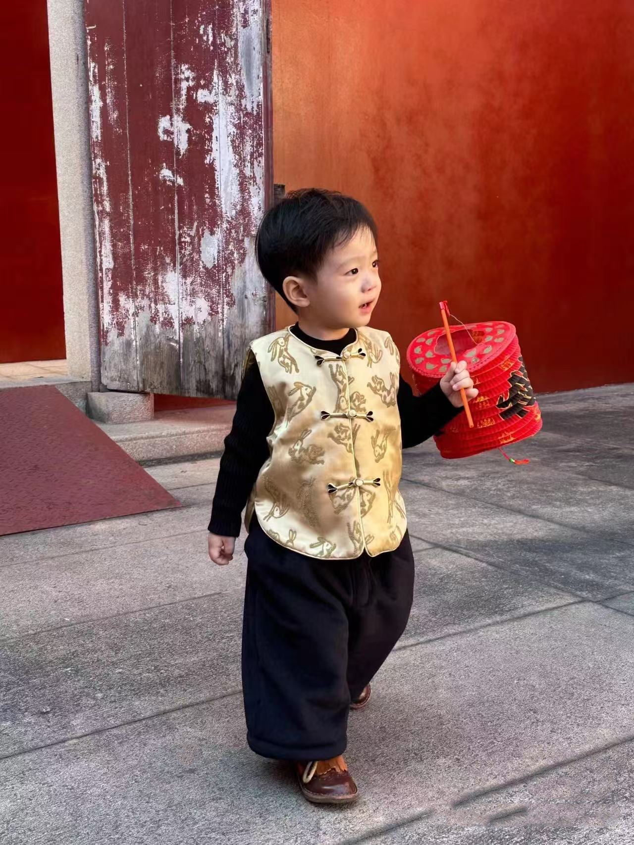 New Chinese Children's Clothing One Year Old Dress Men's Treasure Tang Suit Vest Autumn and Winter Girls Chinese Style Rabbit Jacquard Cotton Vest