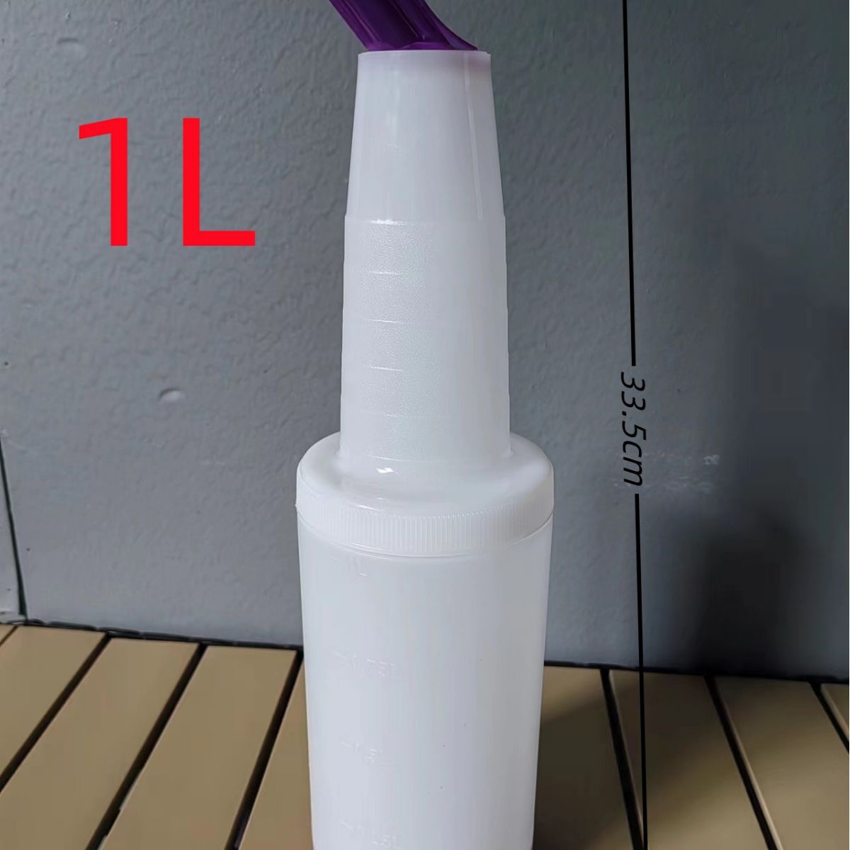 Bartender's Bottle for Ketchup and Cream, Squeeze Bottle for Fresh Cream, Salad Jam, Sushi, Food-Grade Pot, Bar Counter, Pastoral Style