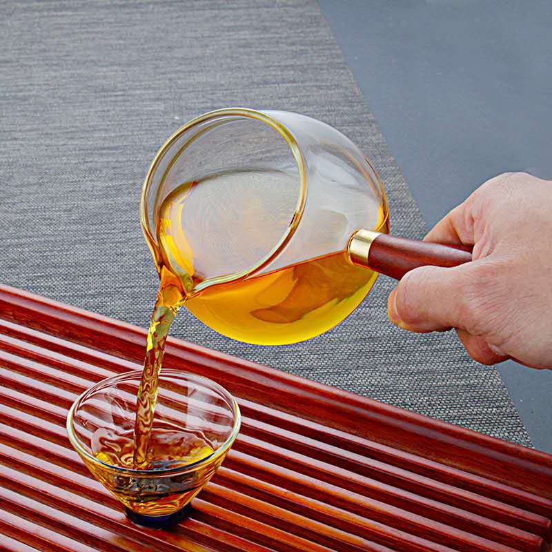 High Borosilicate Transparent Glass Wooden Handle for Household Hospitality Special Pointed Mouth Tea Tea Tea Cup Tea Sea Split Tea Set