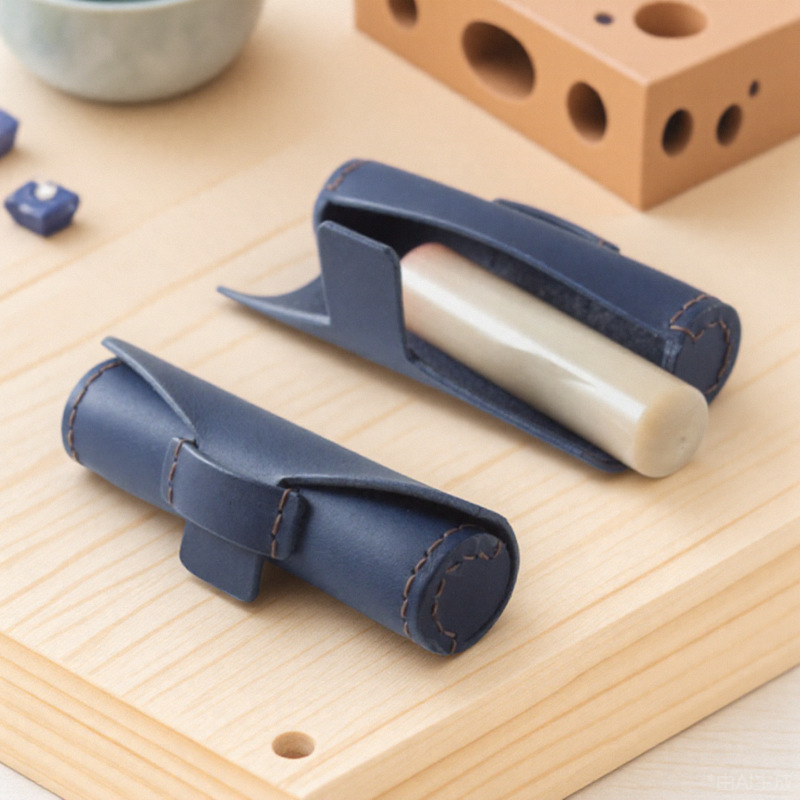 Cross-Border Seal Cosmetics Bag Mini Portable Cylindrical Stereo Multi-Functional U Disk Protective Leather Case Lipstick Leather Case