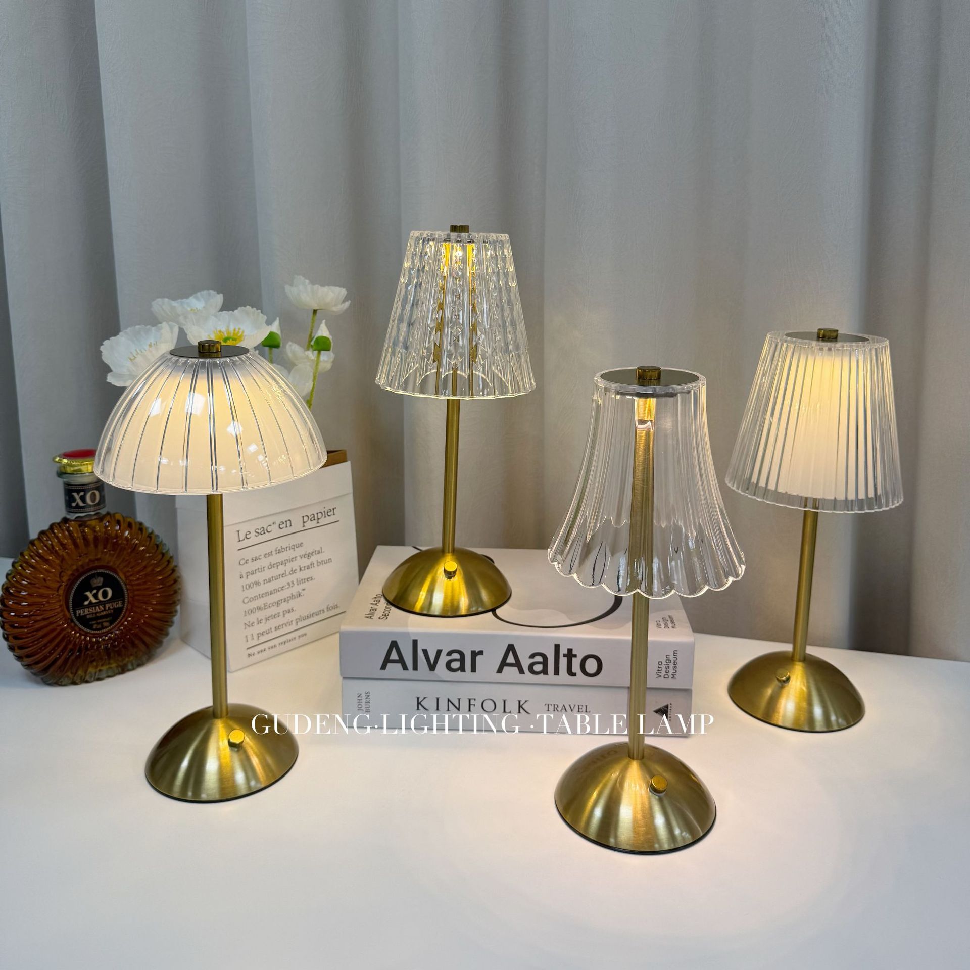 Cross-Border American Simple Metal Night Light USB Touch Charging Bedroom Bar Decoration Desktop Atmosphere Crystal Table Lamp