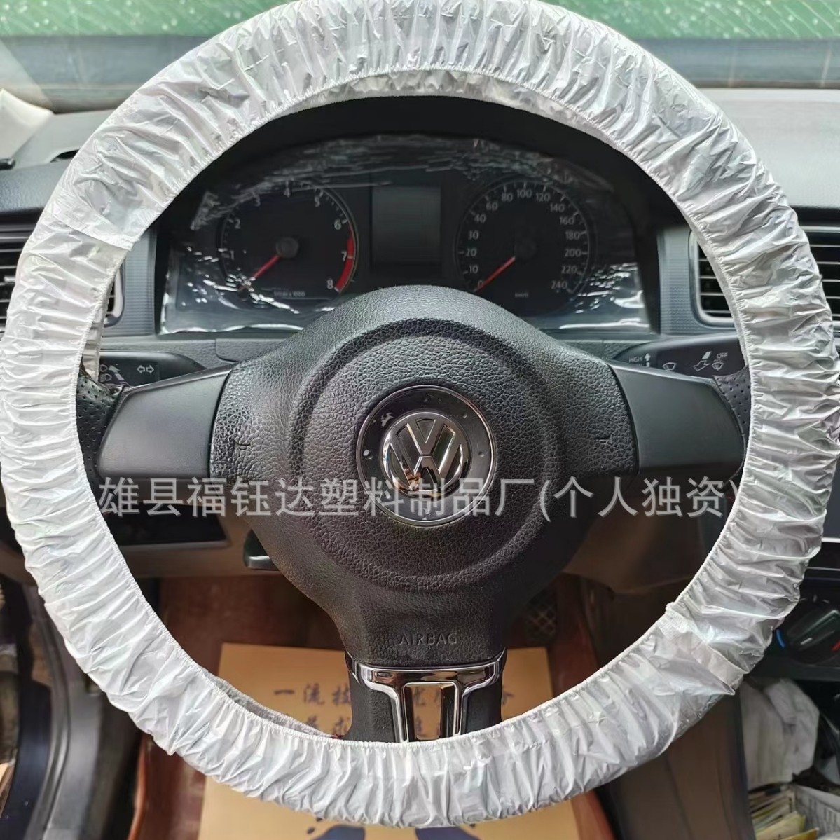 Производство и оптовая продажа одноразовых чехлов для руля автомобиля, одноразовые чехлы для руля из ПЭ, чехлы для руля из ПВХ нетканые