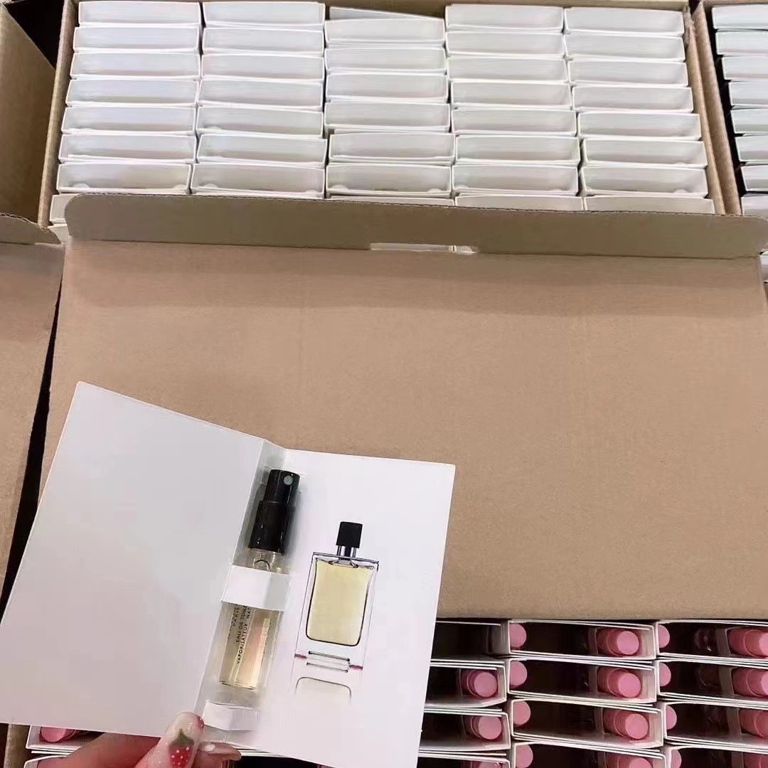 Vietnamese Card Perfume Big Brand 2ml Trial Size Perfume Sample Douyin Popular Night Market Stall Export Perfume