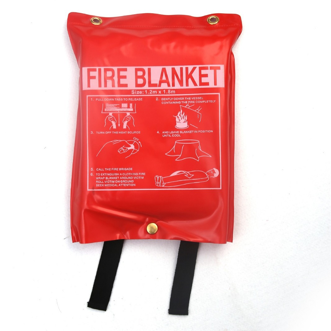 Fire Blanket 0.43 Fiberglass National Standard Certified Fire Escape Blanket Pvc Box Flame Retardant Fire Blanket Factory Direct Sale