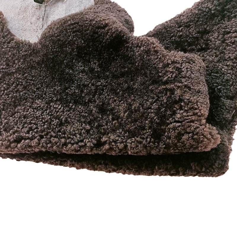 Factory wholesale Australian pure wool sofa cushion fur one whole sheepskin carpet curled shearskin