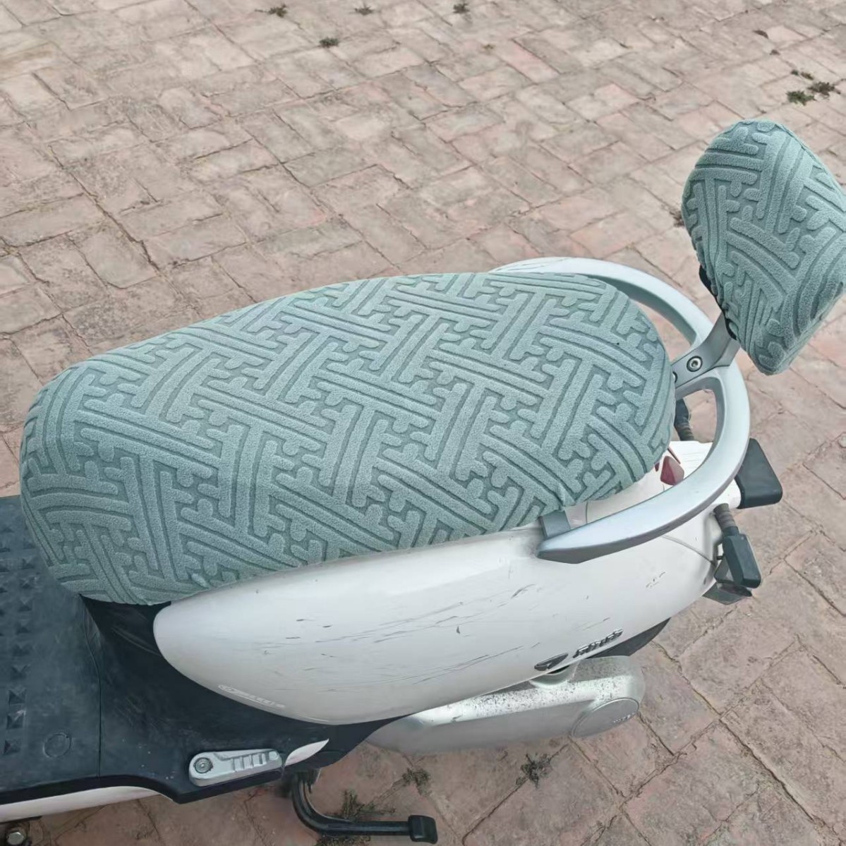 Новый эластичный антипригарный чехол для сиденья электрического автомобиля универсальный солнцезащитный чехол для мотоцикла на все сезоны