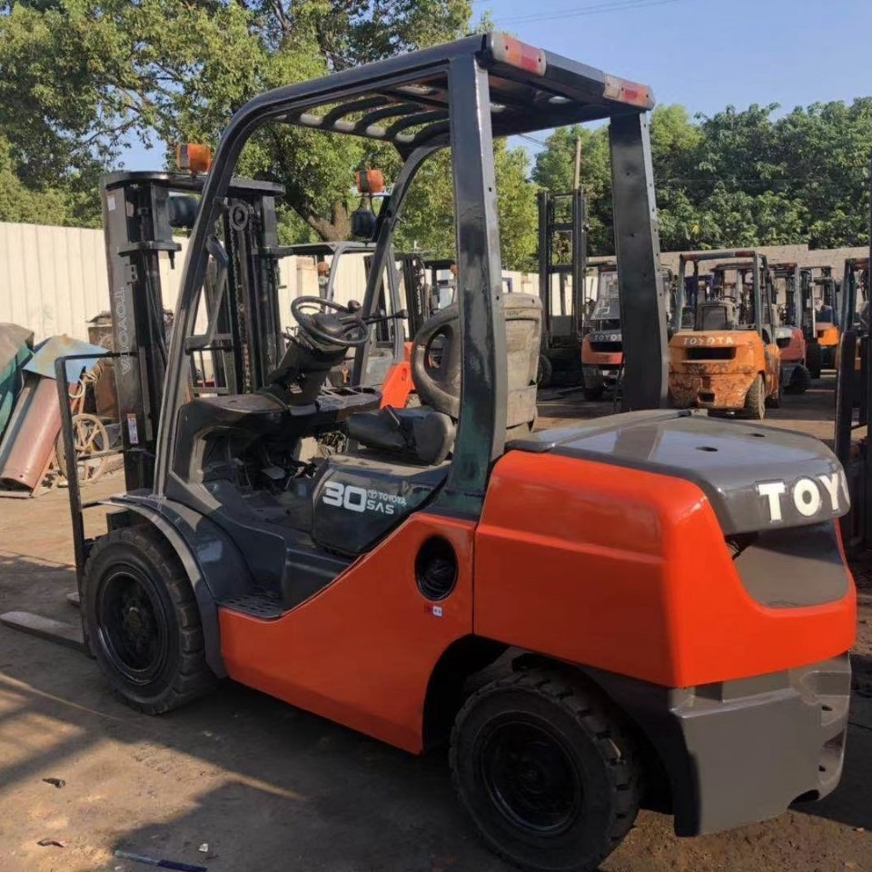 Поставка б/у нового вилочного погрузчика Toyota 8F, б/у вилочный погрузчик 3 тонны, японский вилочный погрузчик