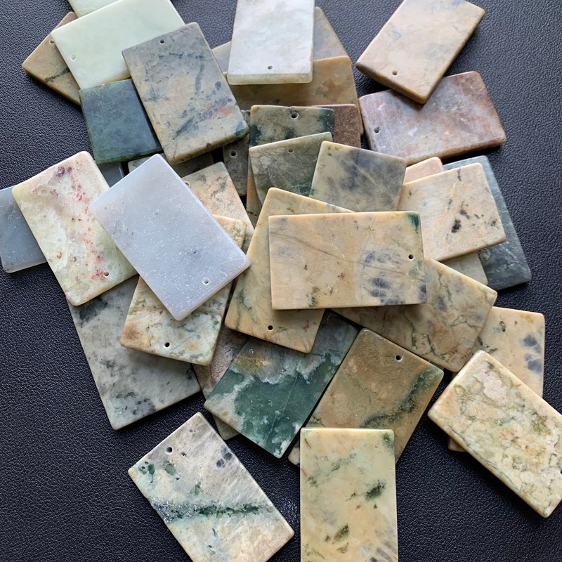 Natural jade nothing brand pendant ink brand pendant manufacturers wholesale clear sale Chinese beautiful square pendant