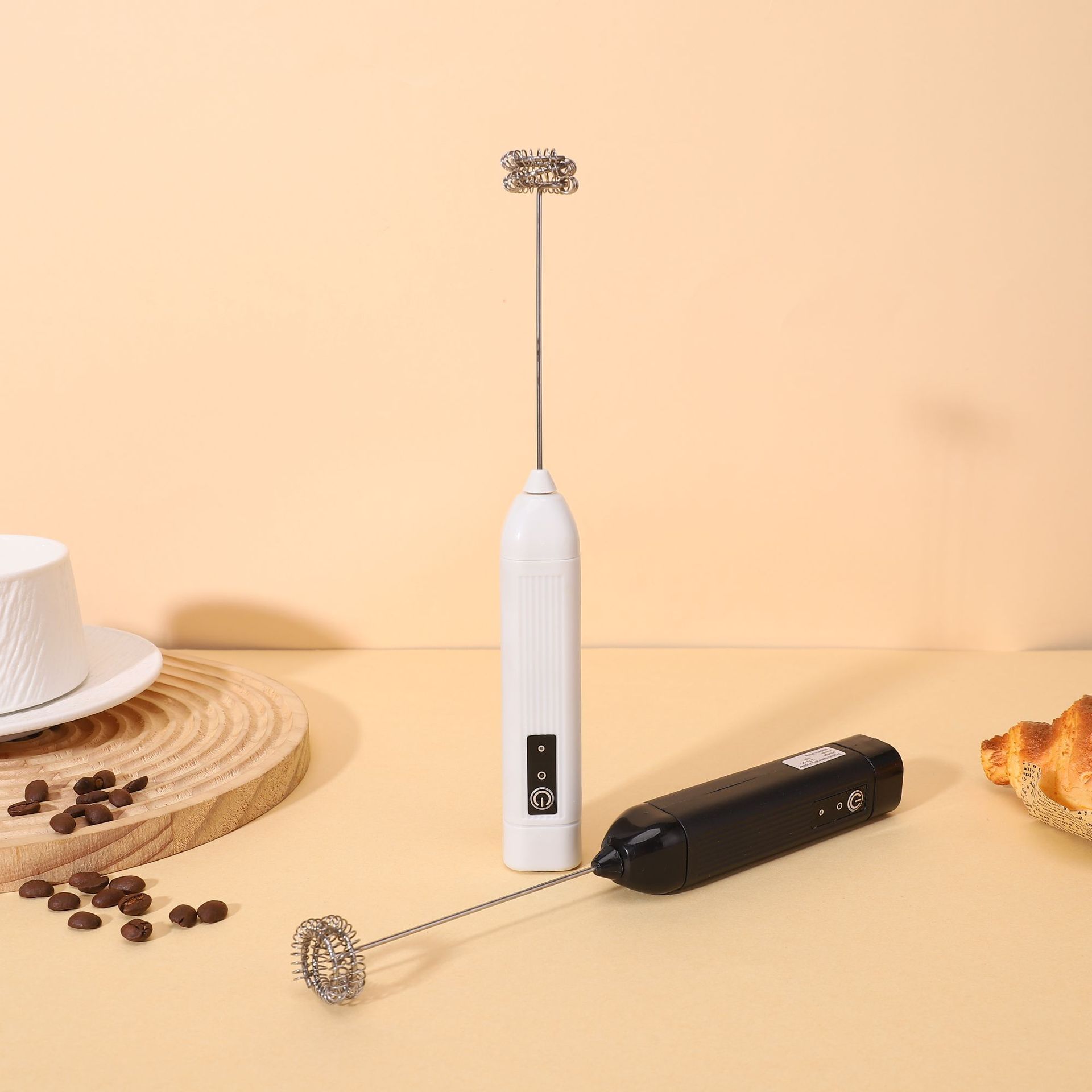 Household Food Grade Electric Milk Frother Egg Beater Wireless Small Handheld Mixer Coffee Milk Frother Wholesale