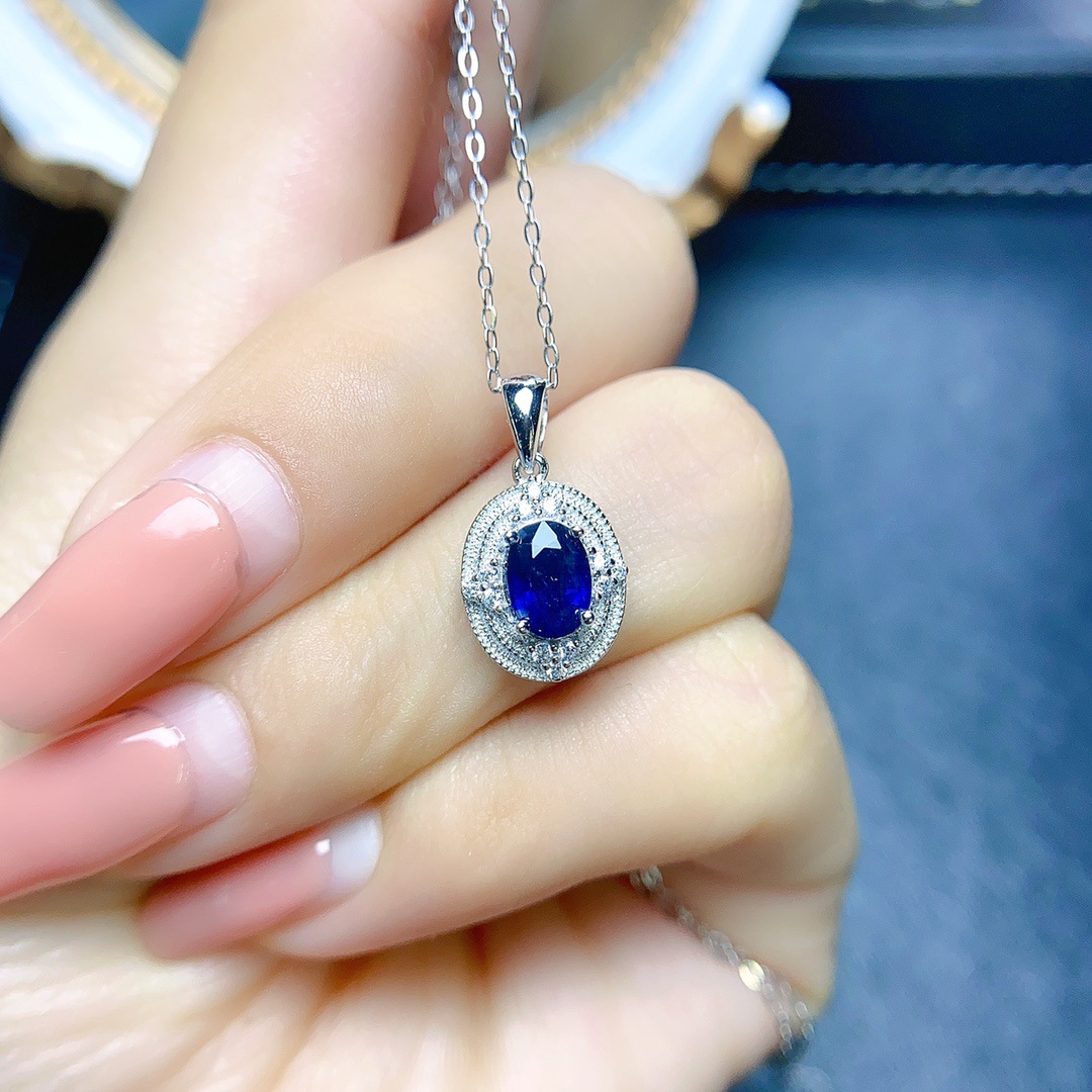 Factory wholesale explosions natural sapphire pendant S925 silver inlaid main stone 5*7 selling Europe and the United States a generation of hair