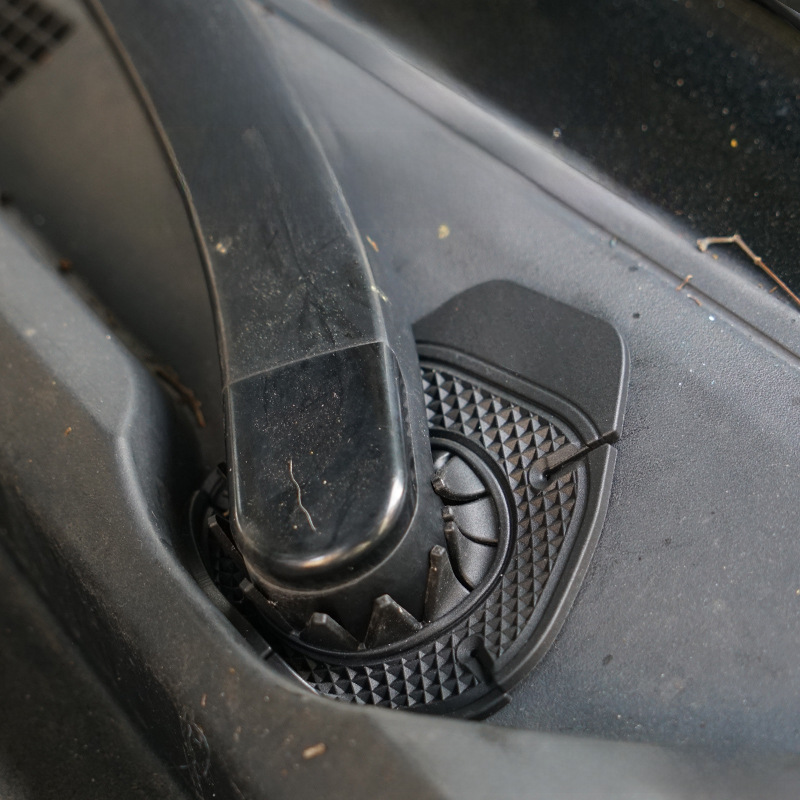 Car wiper hole silicone pad wiper protective cover dust cover protective wiper personality anti-leaf cover universal
