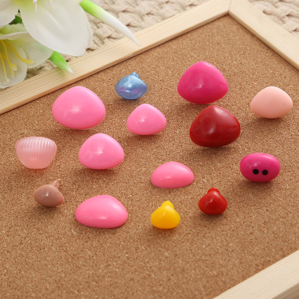 Cross-Border Hot Selling Flats Bottom Triangular Nose Animal Nose Handmade DIY Doll Doll Toy Teddy Bear Doll Accessories
