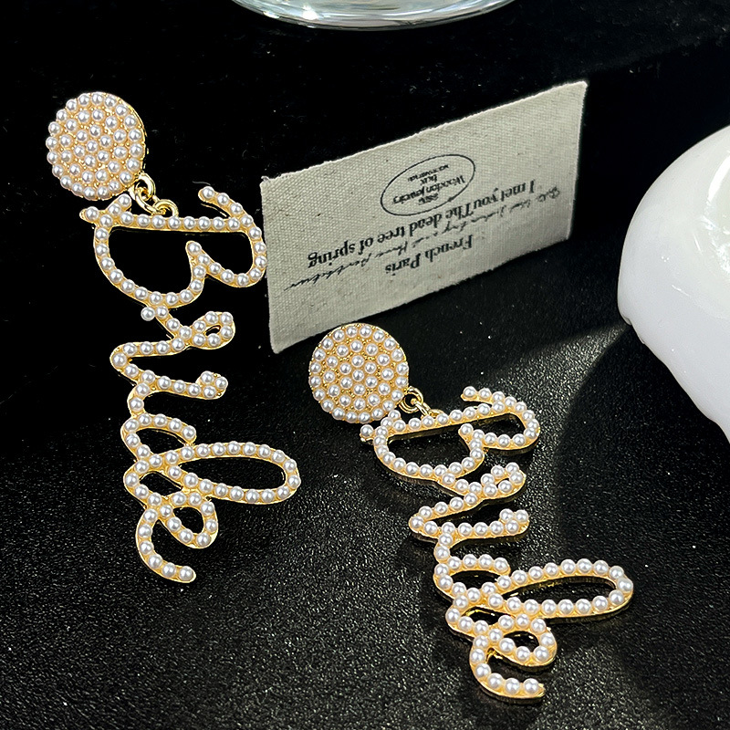 Cross-Border New Style Exaggerated Design with Rice Beads and English Letters Alloy Bridal Earrings Wedding Earrings Wholesale