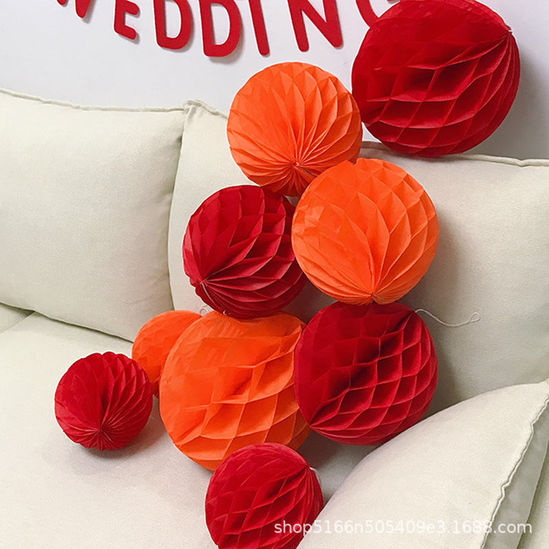 Wedding paper honeycomb ball paper lantern ornaments wedding background wall wedding room layout wedding holiday party scene decoration