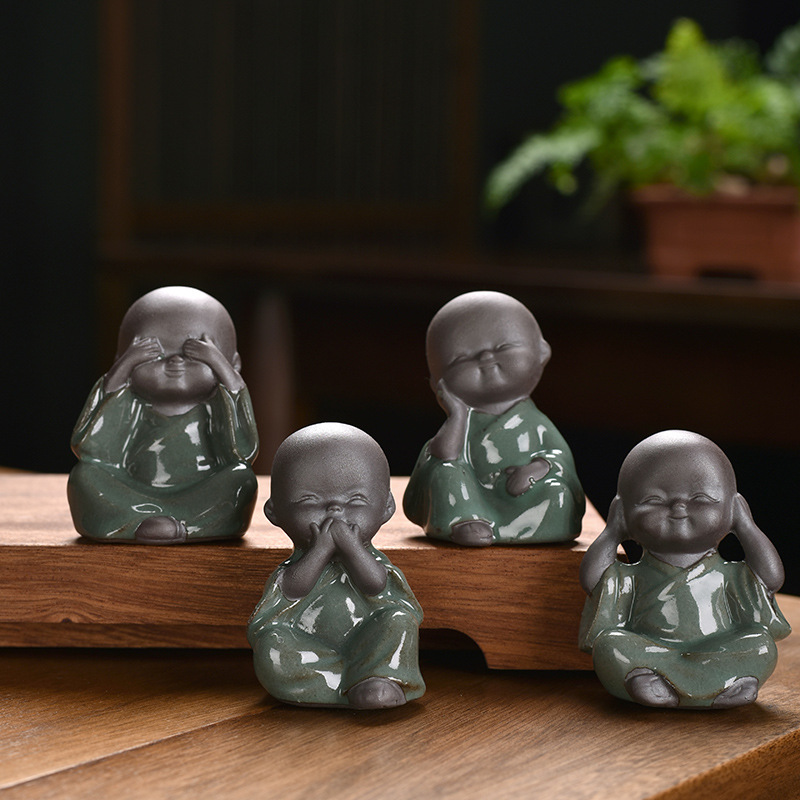 Vintage tea pet small ornaments can raise Ge kiln purple sand tea to play creative four no monk fish tank landscape aquarium rockery Basin