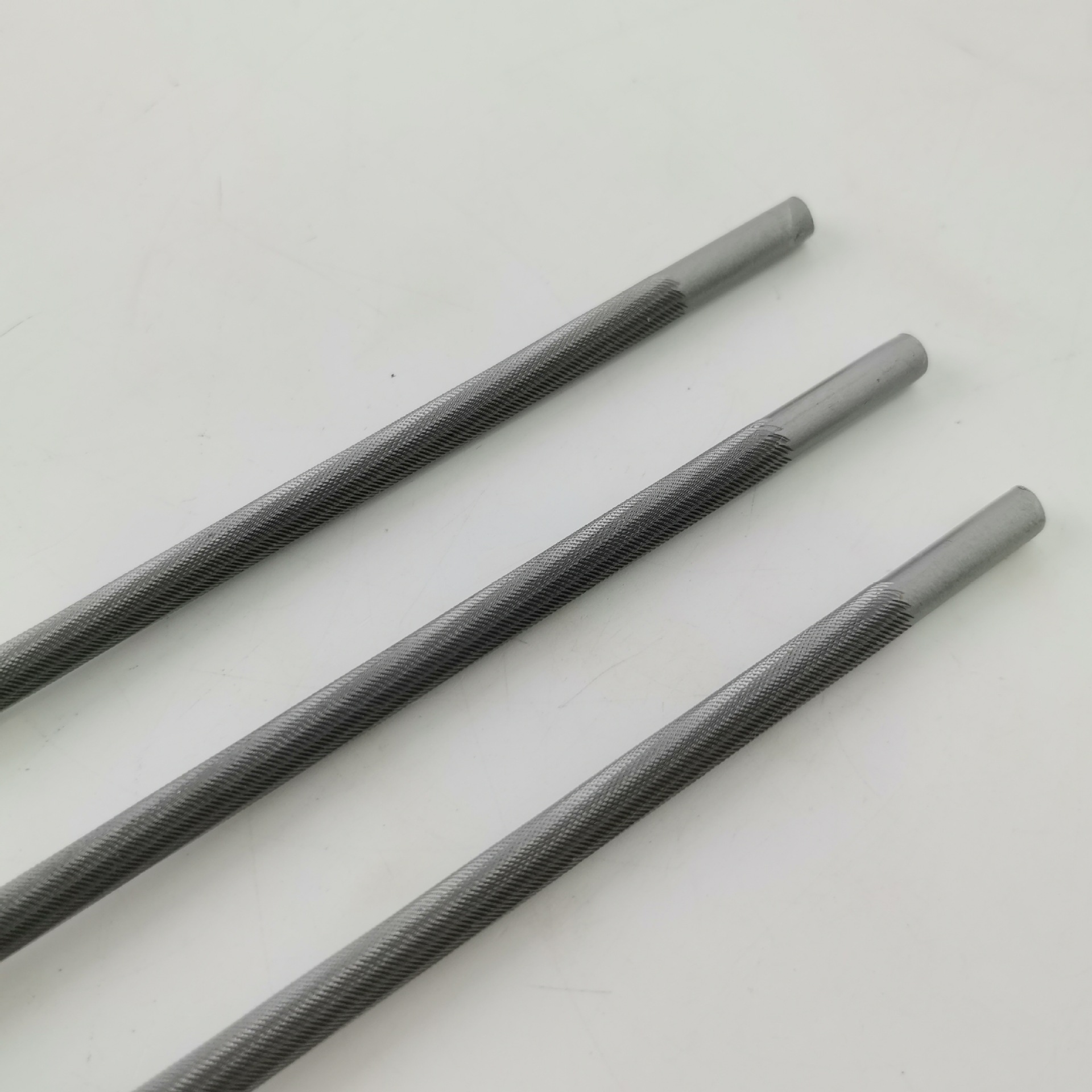 Chainsaw File with Handle, Chainsaw Chain File, Chain Sharpening File, Gasoline Saw Chain File, 4.8 Chainsaw Blade Round File