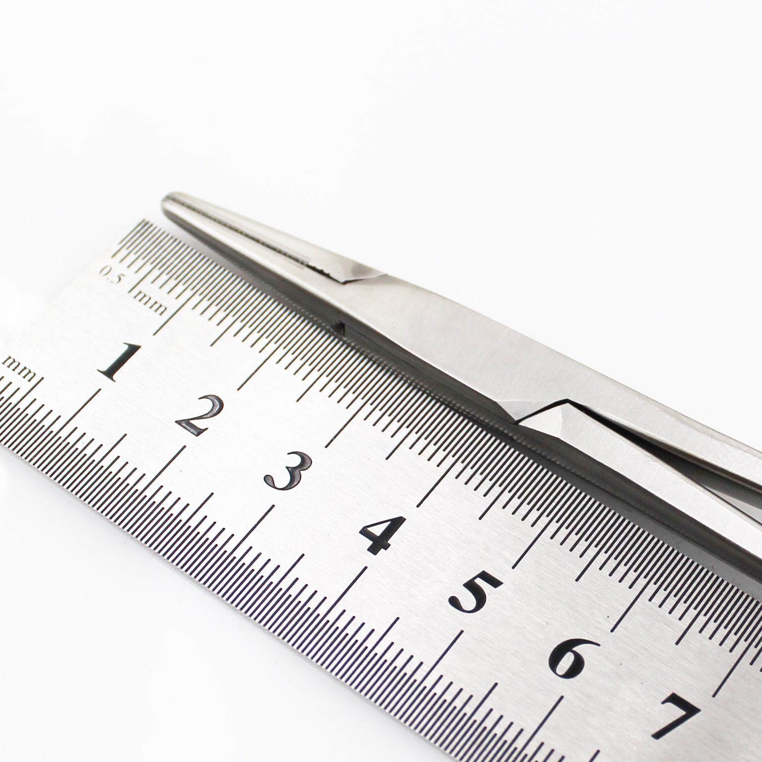 Fine Needle Holder Head 0.3 Tooth Gold Handle with Hardness Alloy Clamp Medbolt Brand Tc Insert in Stock