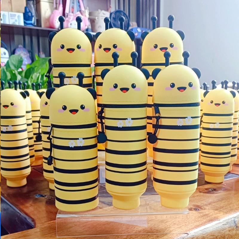 Foreign Trade Export Stitch Pen Holder Cartoon Silicone Pen Case Vertical Retractable Panda Stationery Pencil Case Kuromi