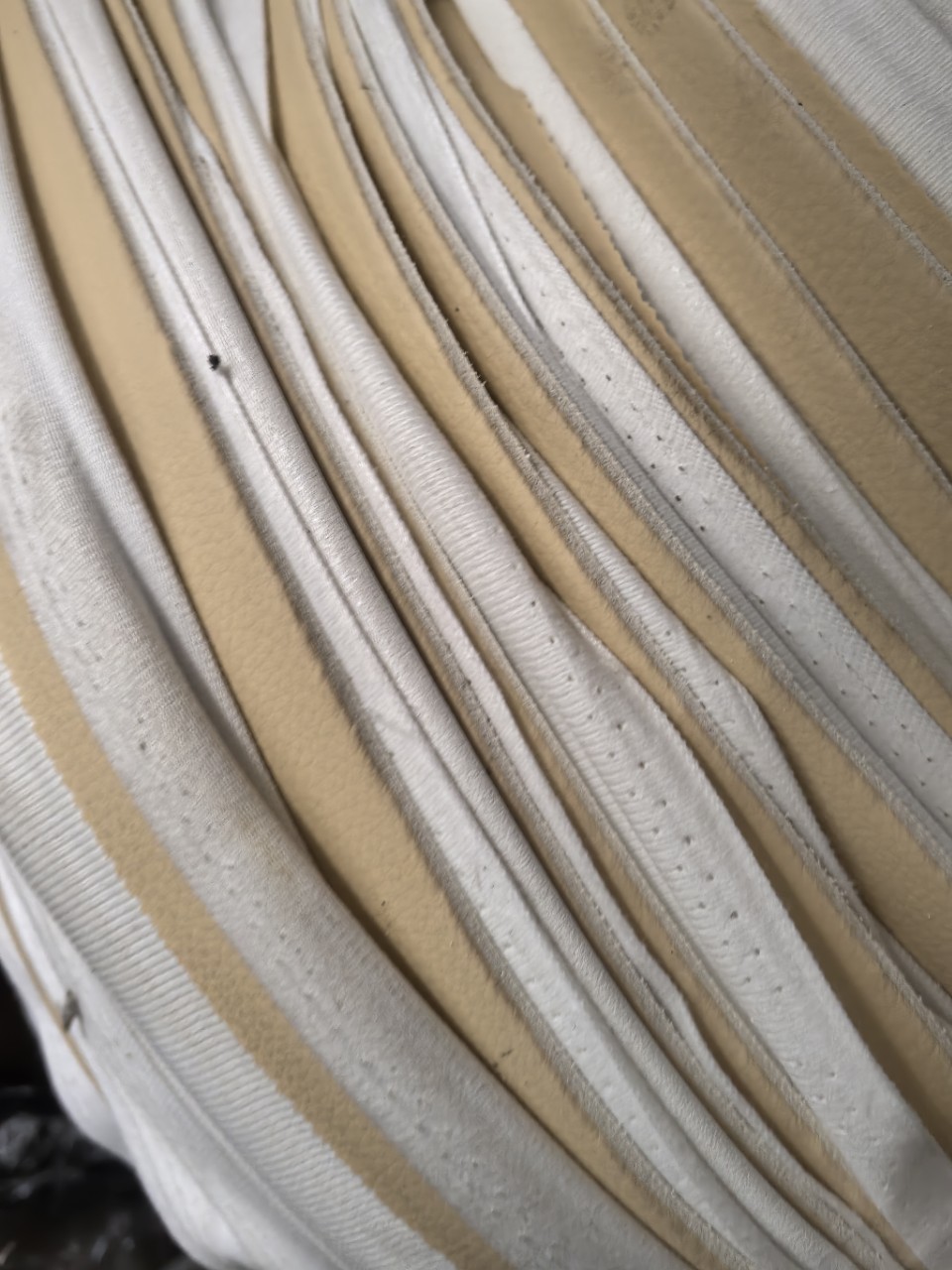 Supply Pvc Foam Scrap Pvc Leather Defective Pvc Scrap