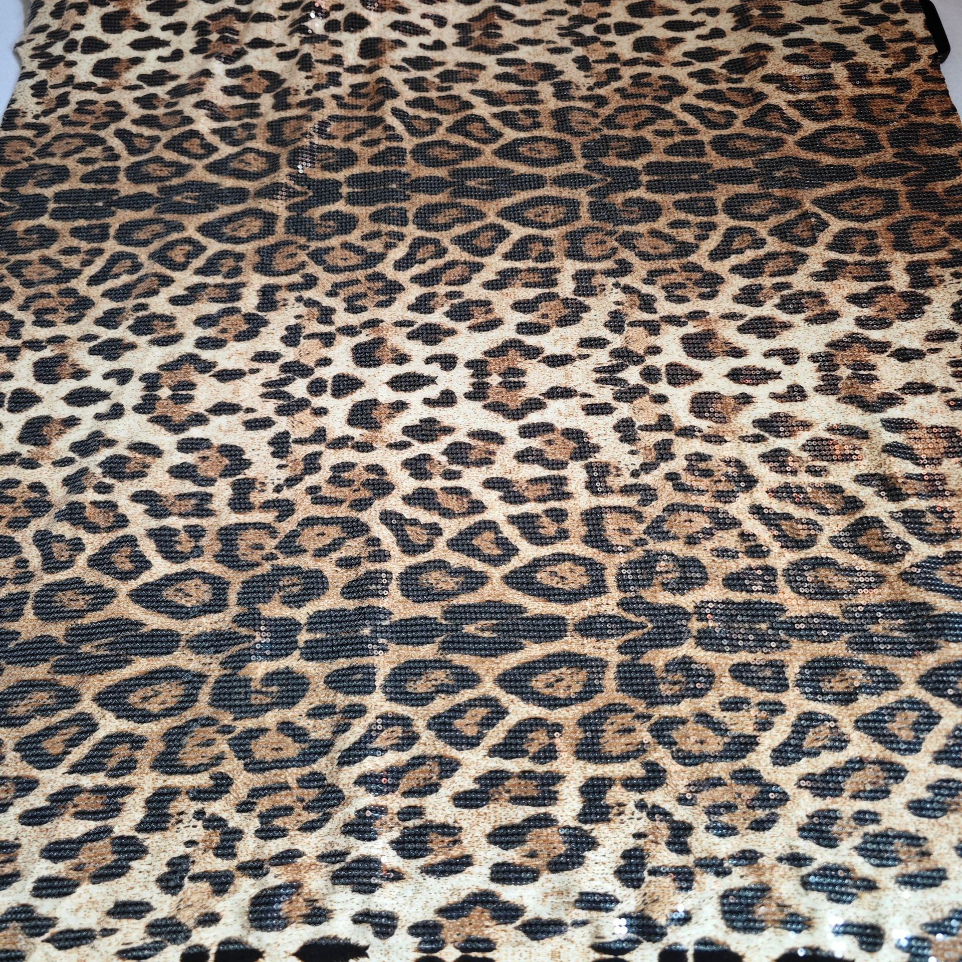 Ткань с вышивкой из льняного шелка с леопардовым принтом и пайетками, трикотажная основа для модного платья и свадебного платья