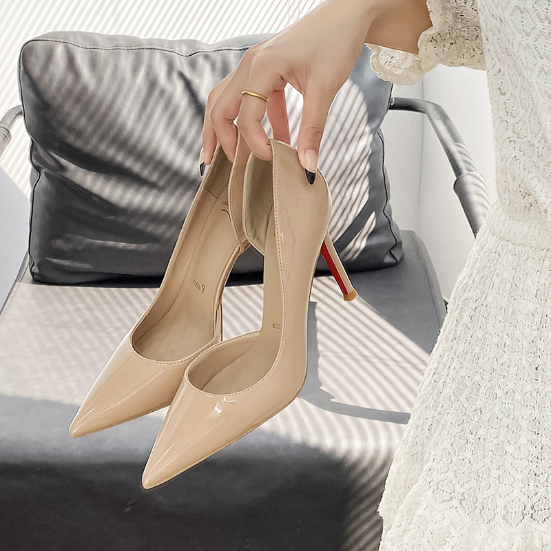 2025 новые туфли с красным дном остроносые сексуальные нюдовые высокие каблуки элегантные черные лаковые туфли