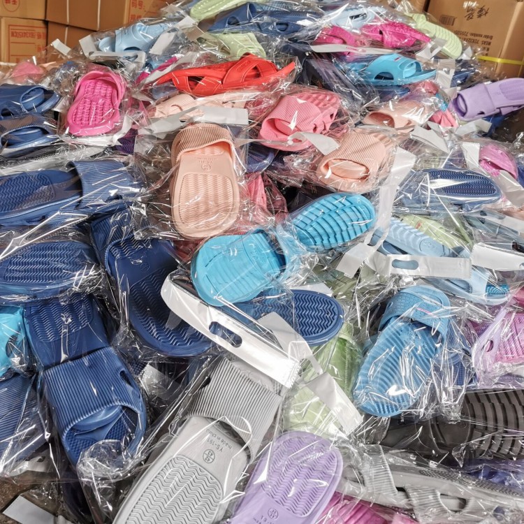 Резиновые тапочки для дома с толстой мягкой подошвой для влюбленных различные стили тапочек обувь для ночного рынка