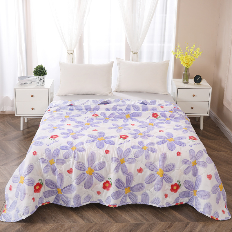 Summer company activities will sell summer quilt with gift box air conditioning quilt opening promotional gifts wash cotton summer cool quilt