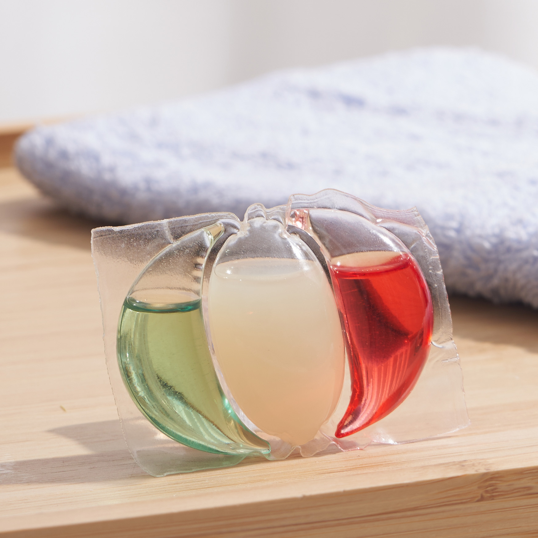 Guangdong Youkai 12 Times Cleaning Power Laundry Beads Oem/Odm Concentrated Decontamination Laundry Beads Loose Beads Exclusive Customization