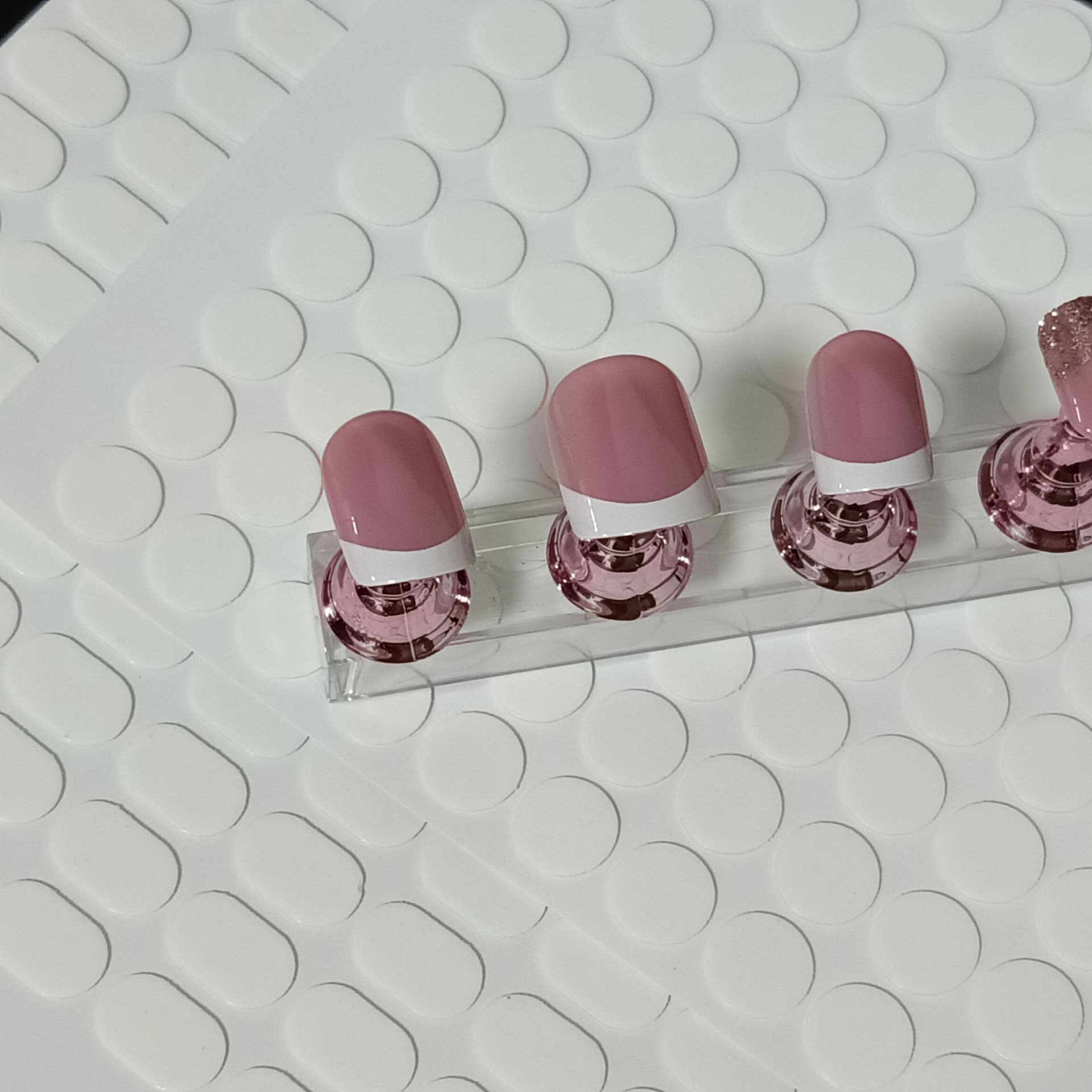 Nail holder special glue bean glue wear nail practice base fixed glue nail color card paste Crystal adhesive strip