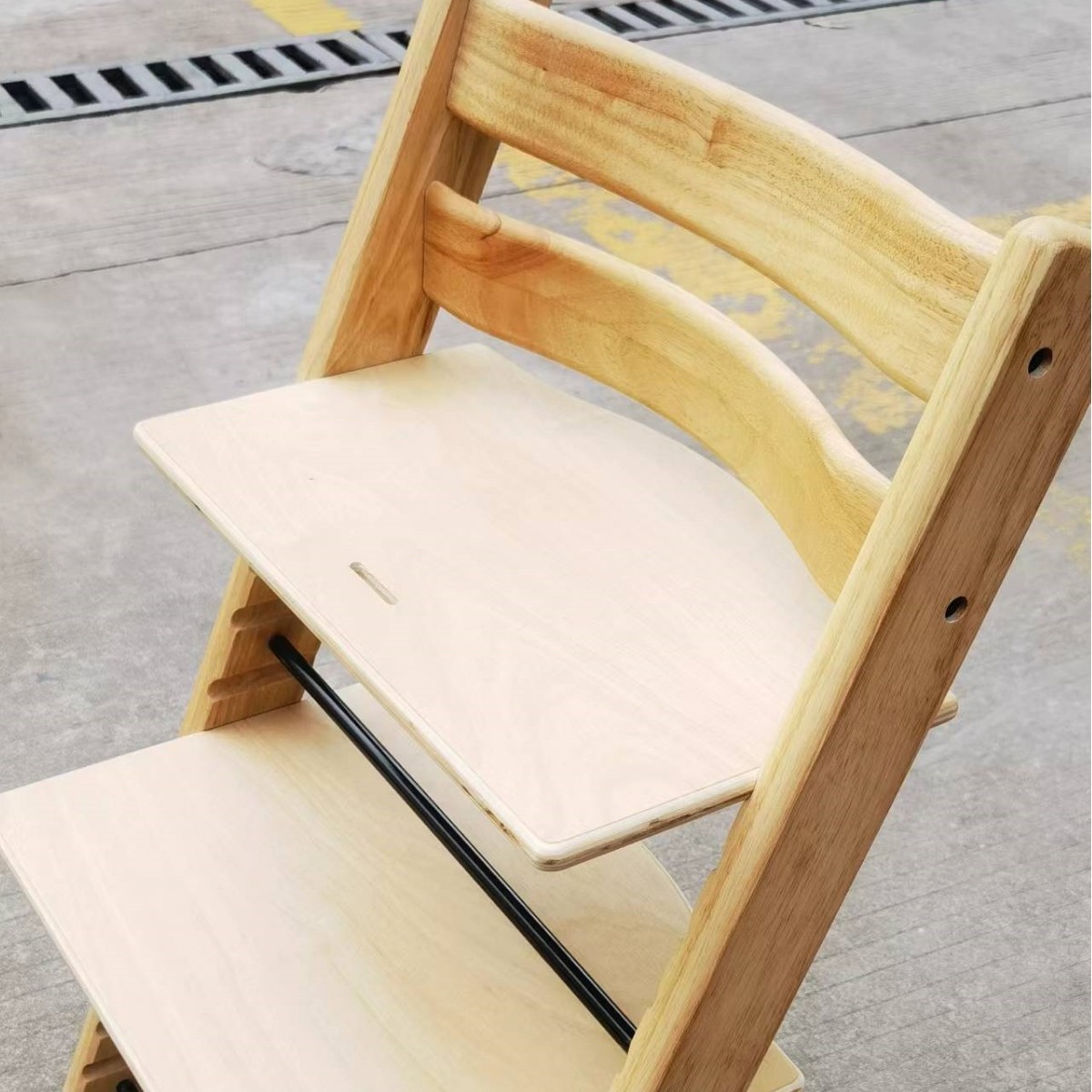 Children's Growth Chair Solid Wood Baby Dining Chair Multi-Functional Adjustable Dining Chair Environmentally Friendly Water-Based Paint Baby Dining Chair