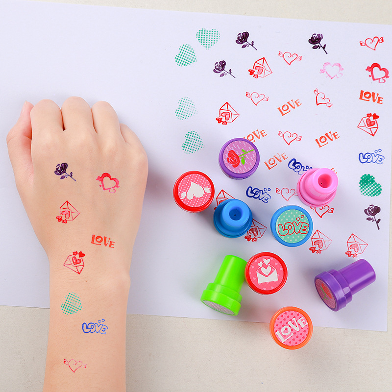 Valentine's Day mini stamp children's small stamp primary school students cartoon stamp mini cartoon stamp comment stamp