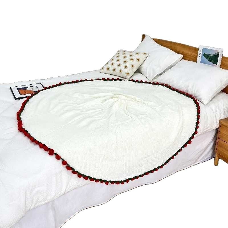 Gradient Rose Bouquet Blanket Finished Handmade Crocheted Flower Blanket as a Wedding Birthday Gift for Your Girlfriend and Best Friend