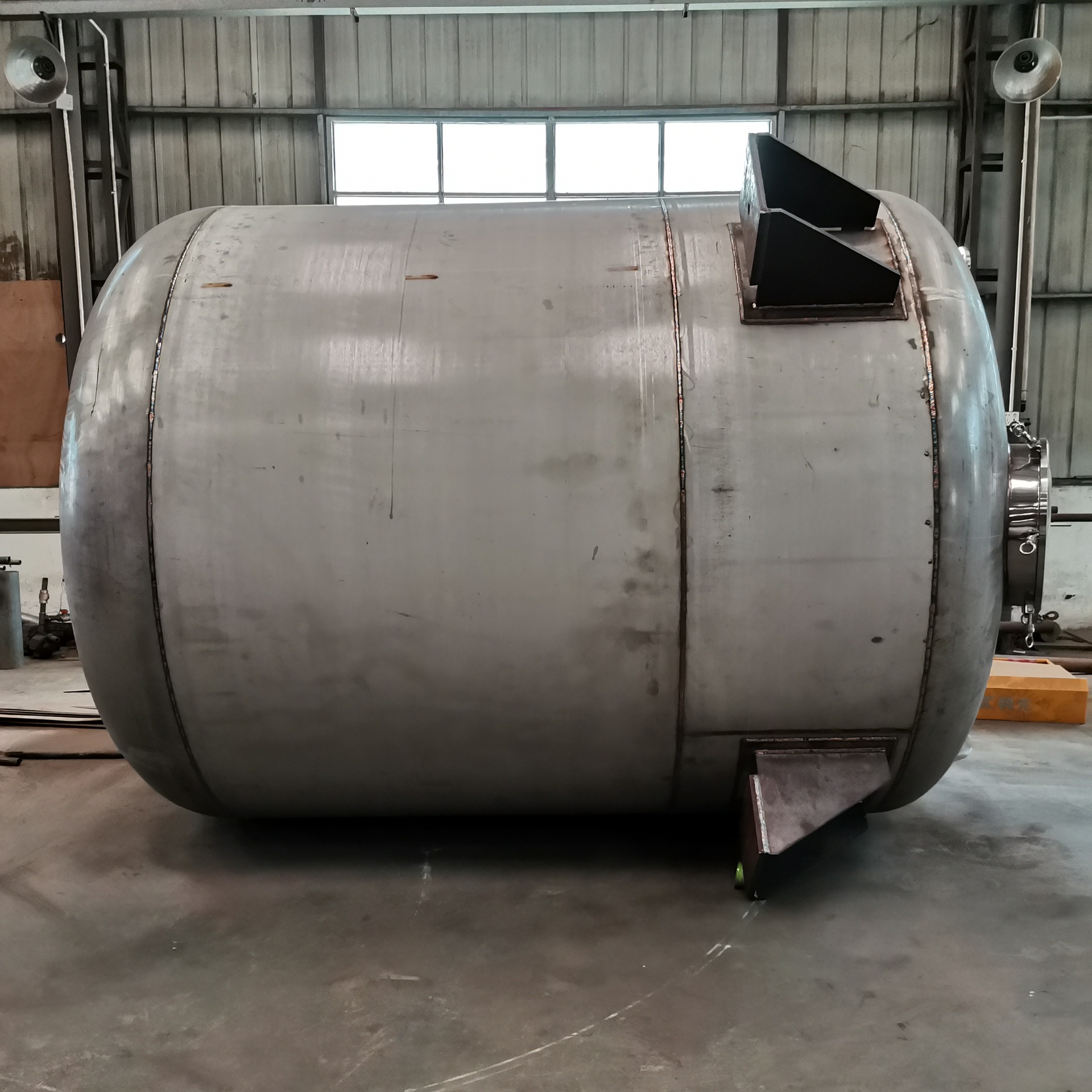 [Stainless Steel Reactor] Mixing Tank Coil Heating Emulsification Homogeneous Dispersion Automatic Equipment Processing Custom Factory