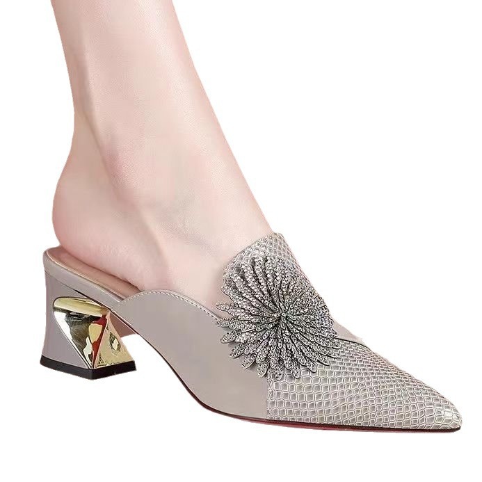 Cross-border Spring and Autumn New Slip-on Design Casual Pointed Flower Fashion Exquisite Daily Professional All-match Shoes