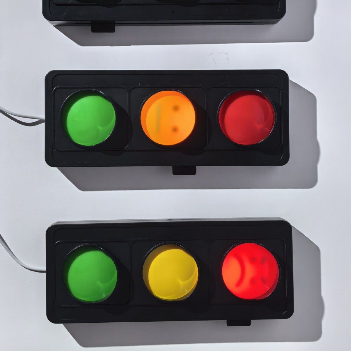 Кросс-бордерный новый продукт социальный сигнал свет социальный светофор