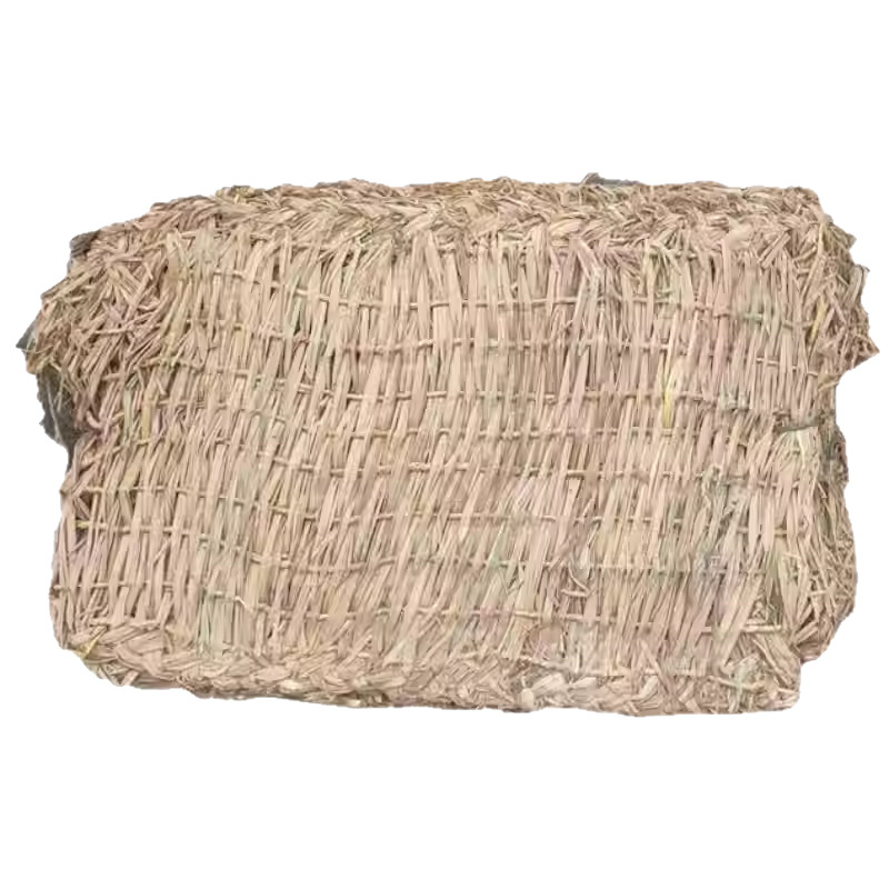 Anti-Slip Grass Mats, Flood Prevention Grass Bags, Snow-Covered Road Surface Insulation and Maintenance, Thickened Straw Mats in Bags