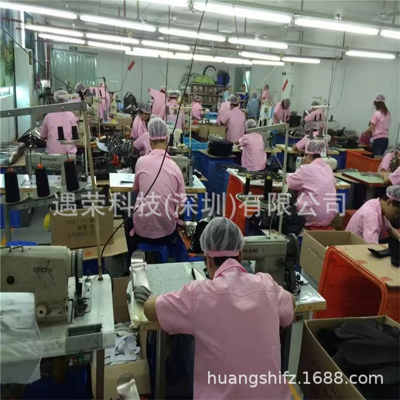 Рождественские игрушки, одежда, сумки и другие материалы для ручного пошива праздничных украшений