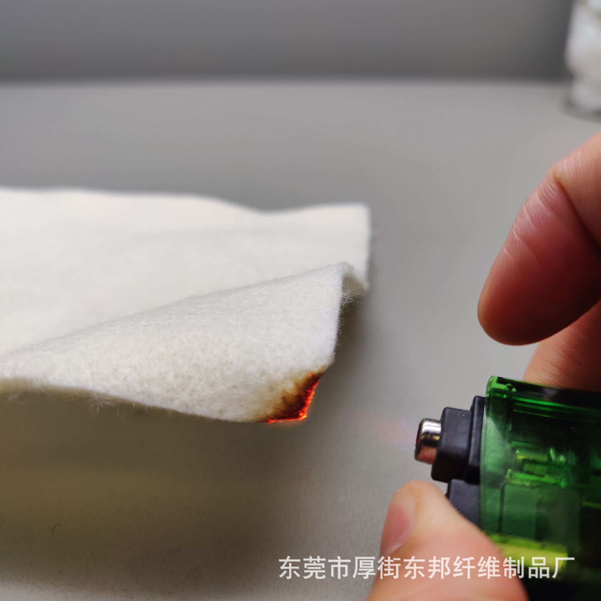 White Flame Retardant Insulated Aramid Felt High Temperature Felt Pu Hot Melt Adhesive Pipe Insulated Interval Aramid 13 Non-Woven Fabric