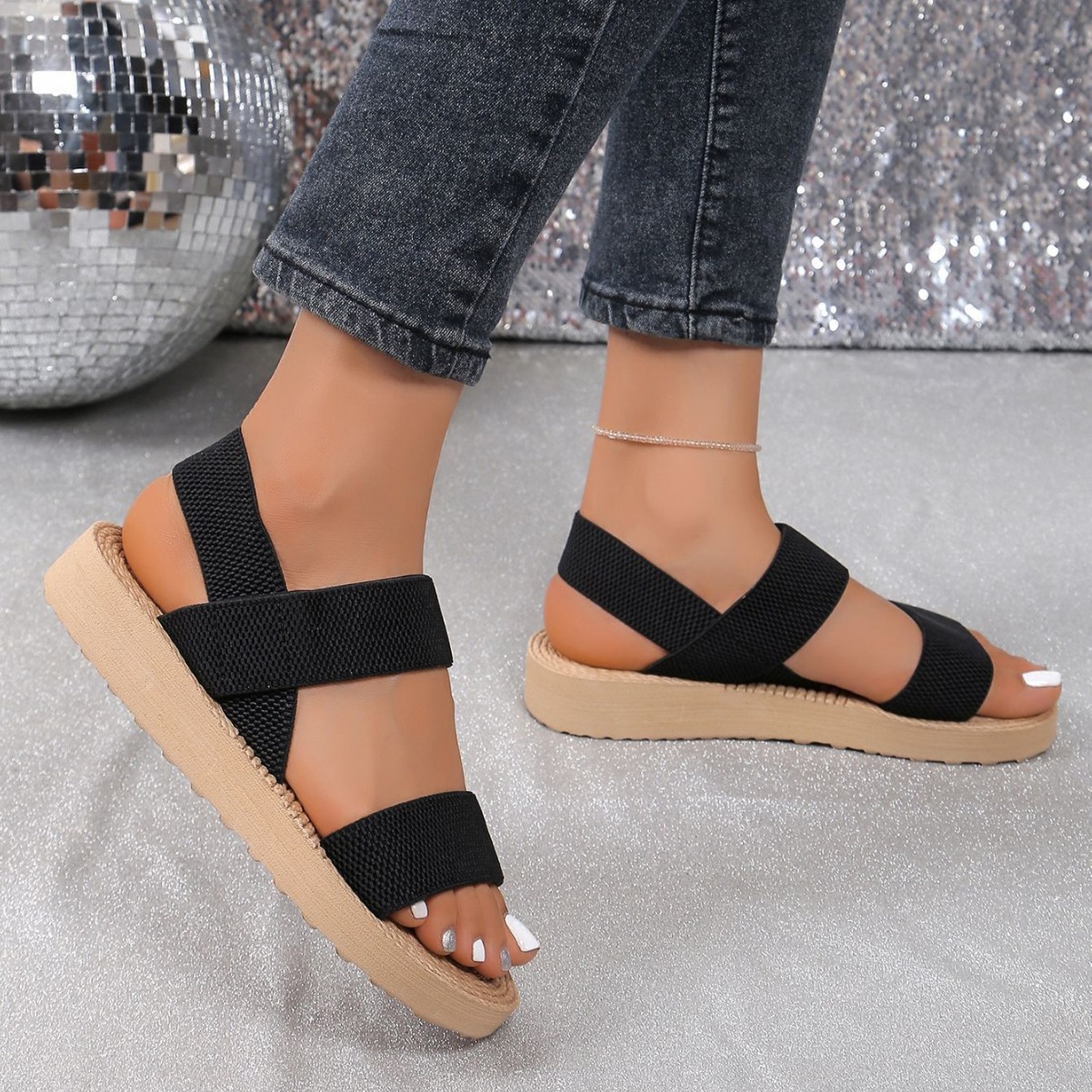 Новые сандалии для женщин, летняя модная верхняя одежда, танкетка, плоская подошва, кросс-бодер имитация джутового каната, студенты, римские пляжные легкие сандалии