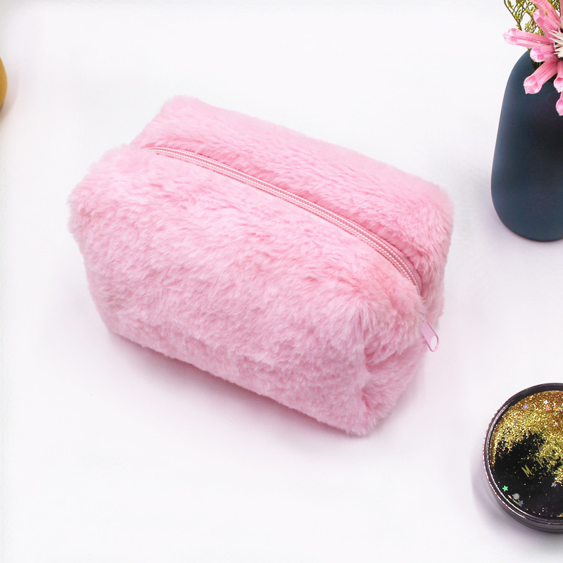 Cross-Border Ins-Style Girly Plush Cosmetic Bag for Women, Portable Travel Storage Bag, Simple Toiletry Bag, Handheld Plush Bag