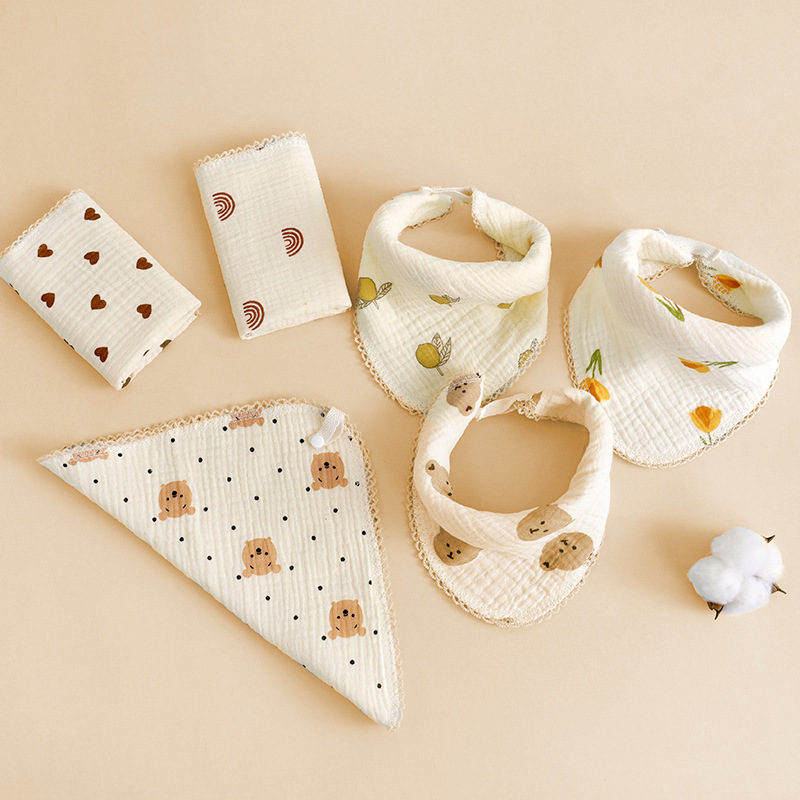 Wholesale infant four-layer wrinkled cloth bib newborn baby spitting saliva towel cartoon multi-functional small square towel