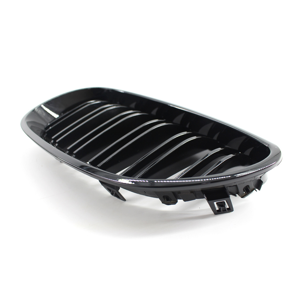 Suitable for 03-09 Bmw 5 Series E60 Grille Front Bumper Bright Black Double Line Middle Grille Air Intake Grille