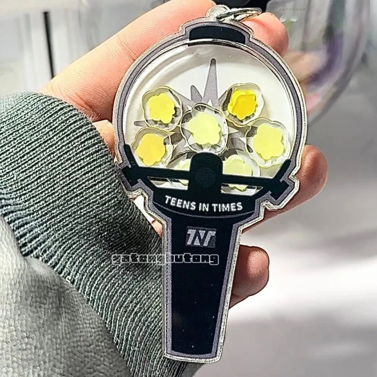 TNT era Youth League Surrounding High-quality Acrylic Star-chasing Aid Stick Shake Music Star with Decoration