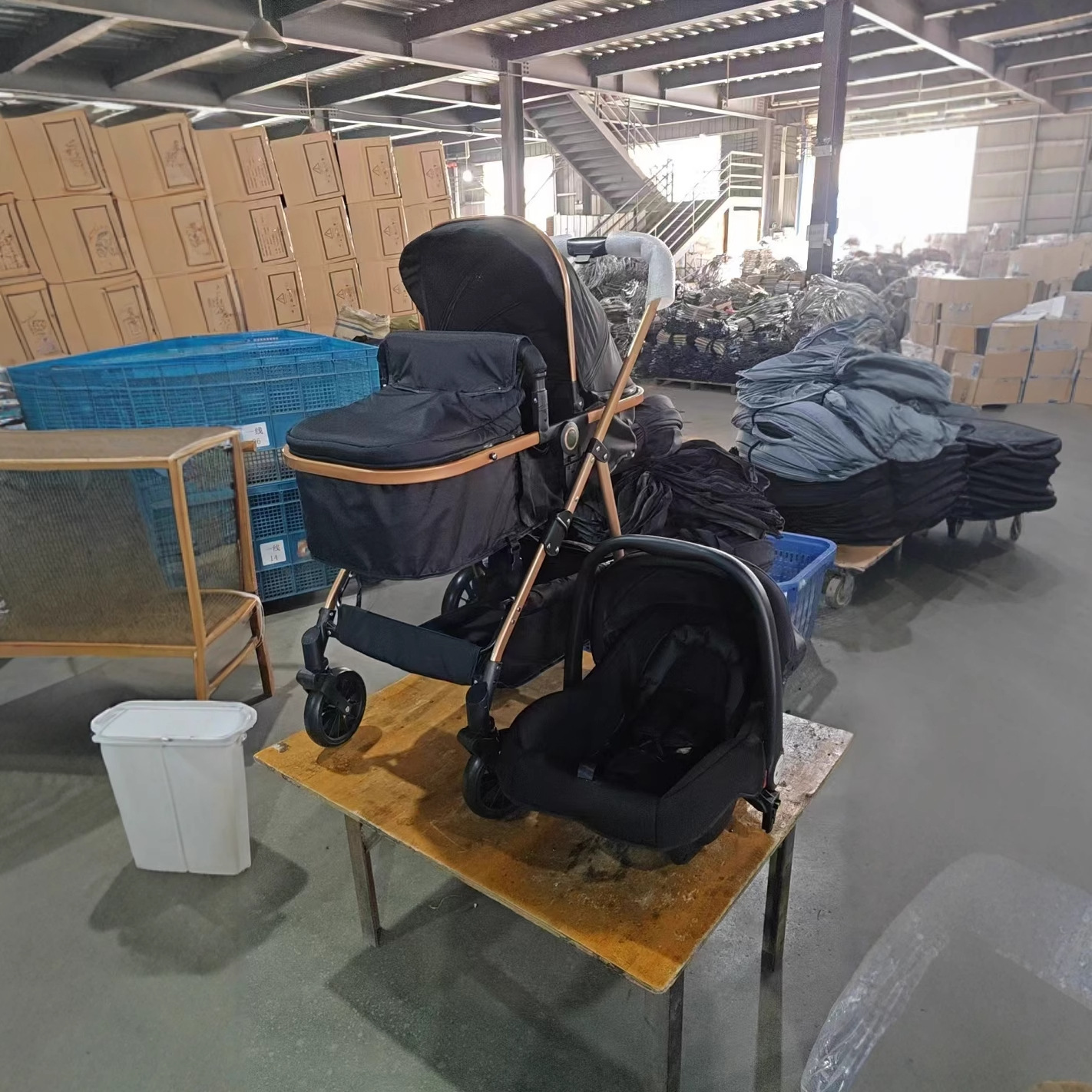 High-View Children's Stroller with Basket, Bicycle-Style, Detachable Baby Stroller, Can Be Used in a Car, Lightweight, Foldable, Suitable for One-Year-Olds