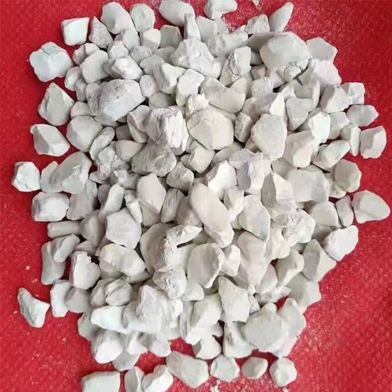Calcium oxide particles quicklime industrial aquaculture wastewater treatment pond. Calcium oxide in fish pond aquaculture