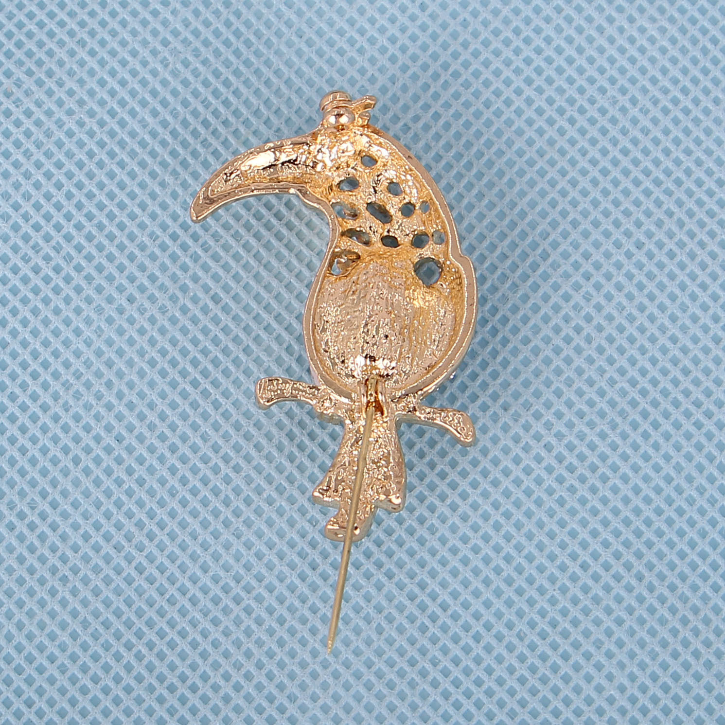 Factory direct Korean fashion creative gift rhinestone woodpecker crystal brooch elegant chest men and women shawl needle