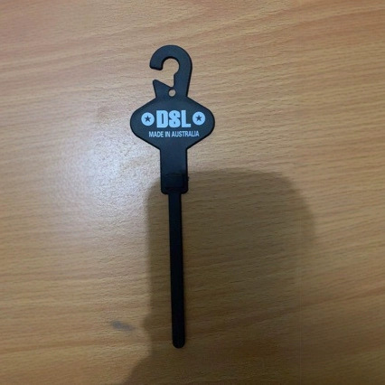 Прямые поставки с завода, инъекционная матовая пластиковая бирка, интегрированная бирка PP для супермаркета, бирка для лифта, в наличии, подвесная карточка