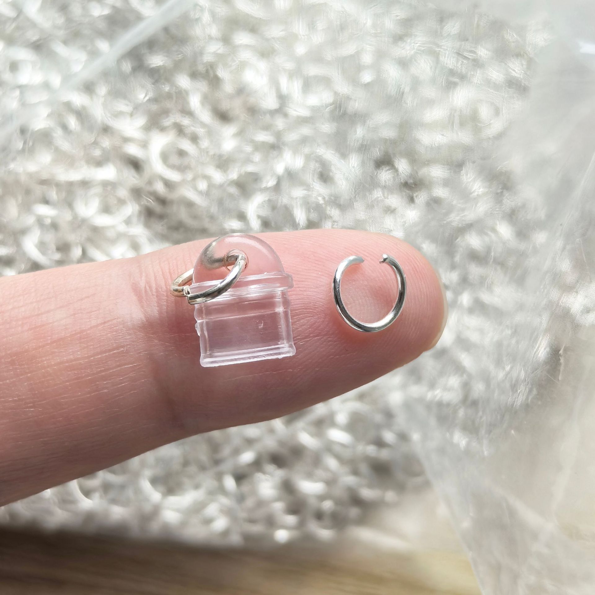 Dust plug hanging ring special opening ring material, diy accessories factory in stock wholesale hardware accessories opening ring