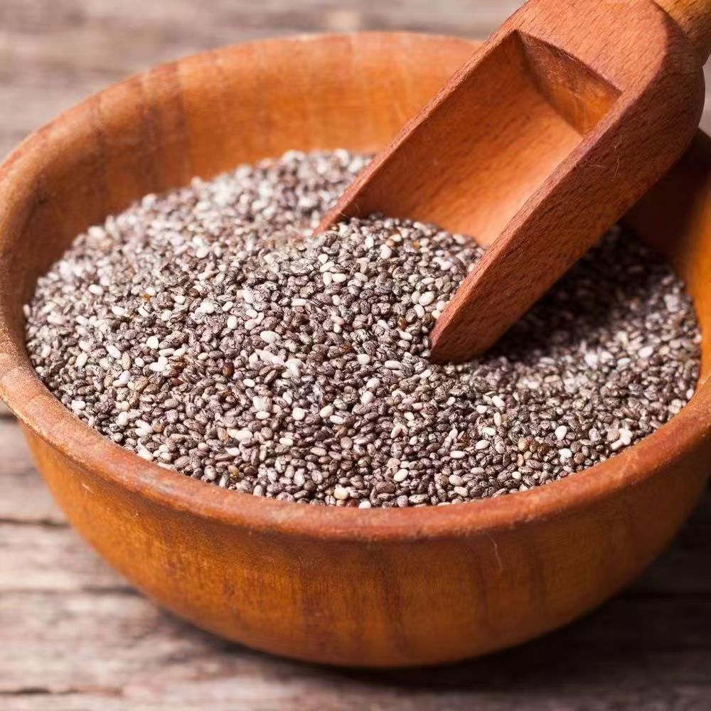 The season's new chia seeds imported from Mexico are clean, low-ash, high-purity, disposable ready-to-eat chia seeds
