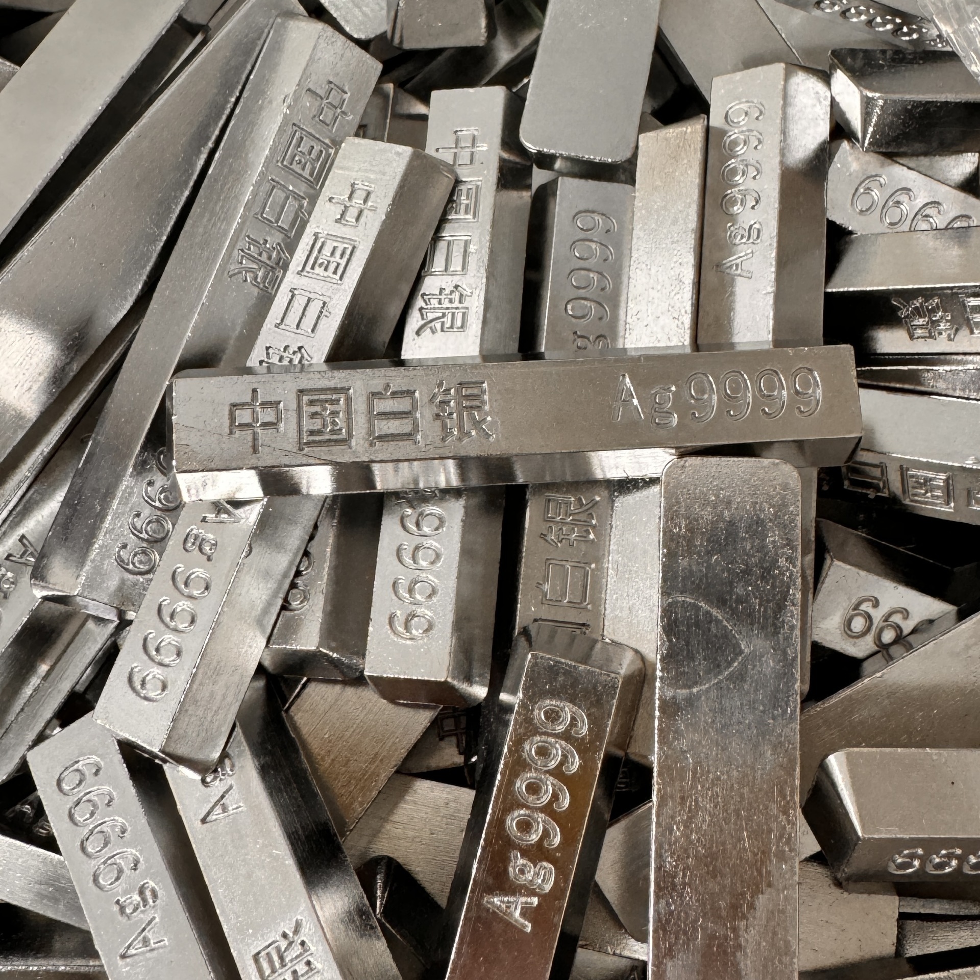 Simulation silver silver bar silver processing investment silver brick silver ingot broken silver desktop decoration props wholesale